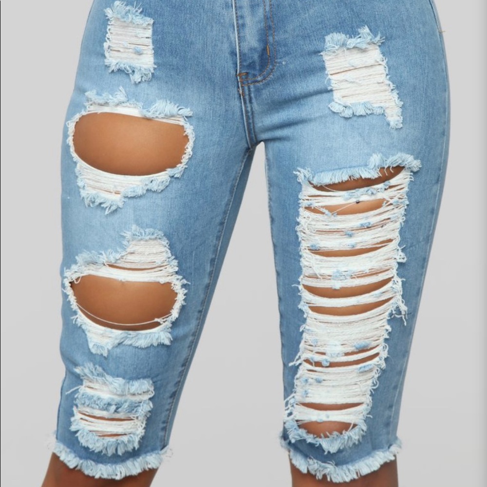 Fashion nova ripped jeans